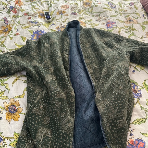current air Bobbie Reversible Quilted Denim Jacket - Picture 4 of 5